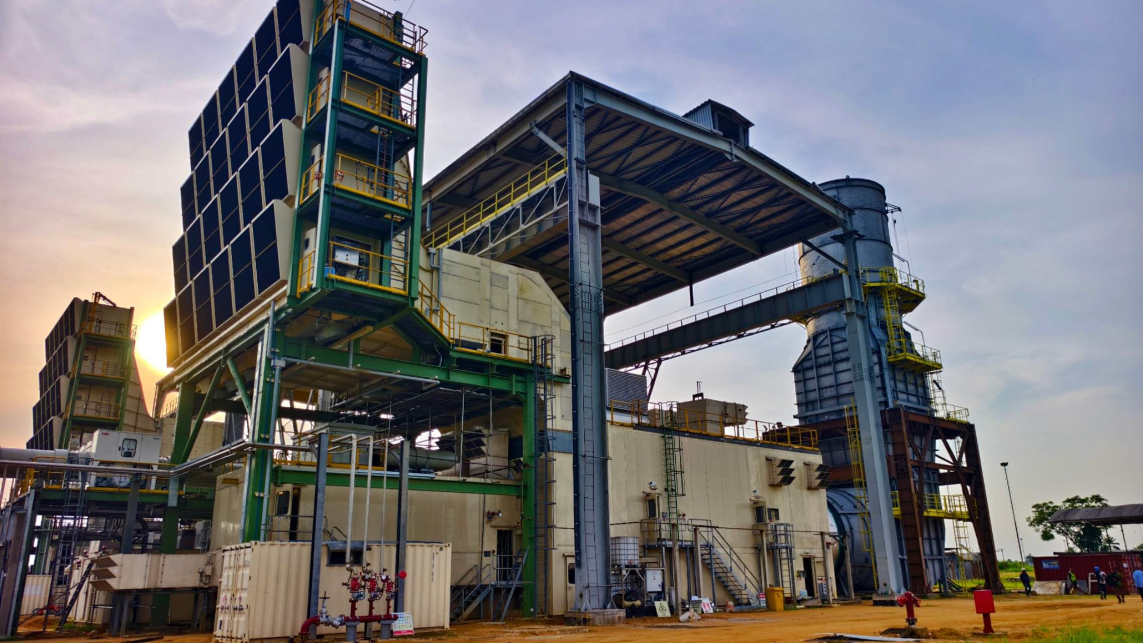 Afam II项目封闭母线安装圆满结束